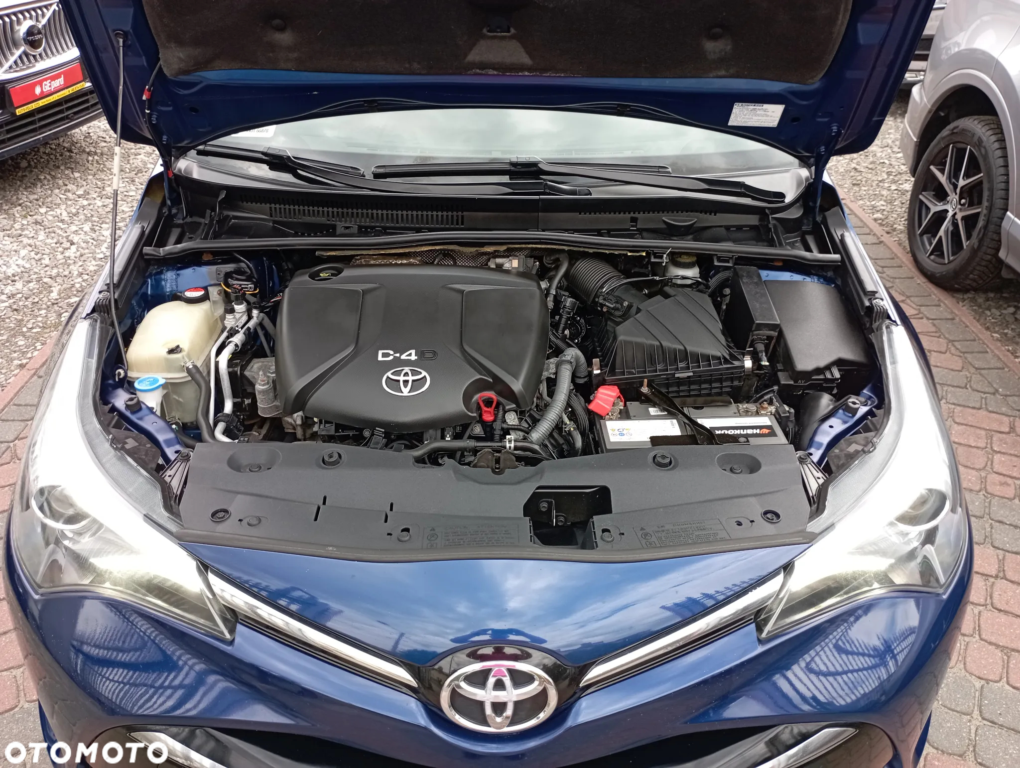 Toyota Avensis 2.0 D-4D Premium - 27