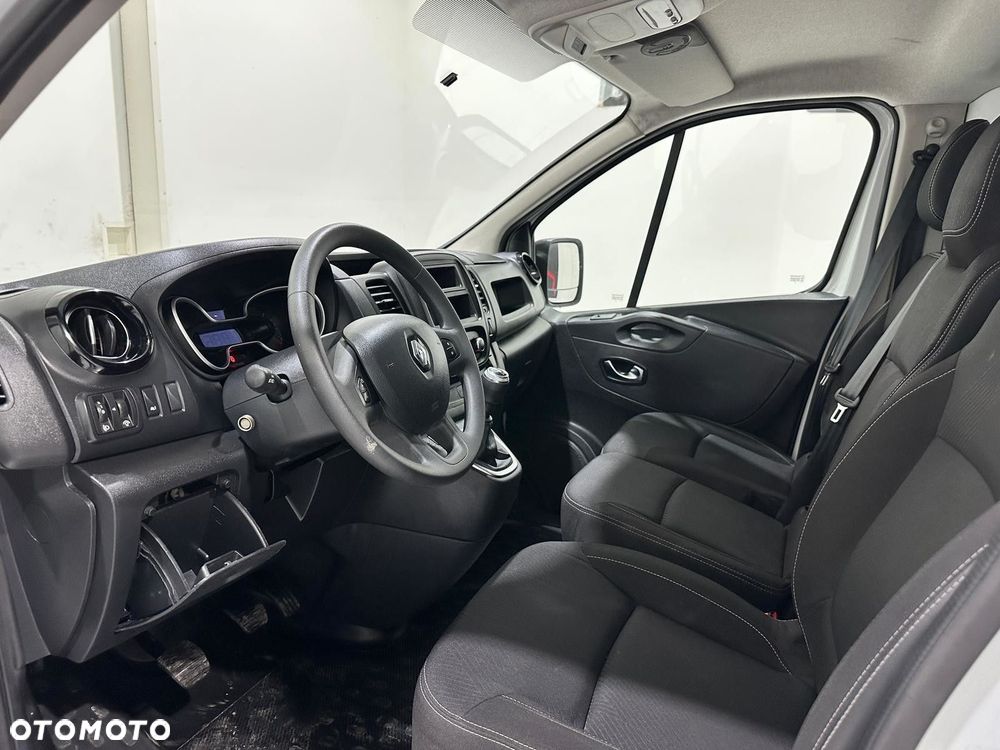 Renault Trafic - 24