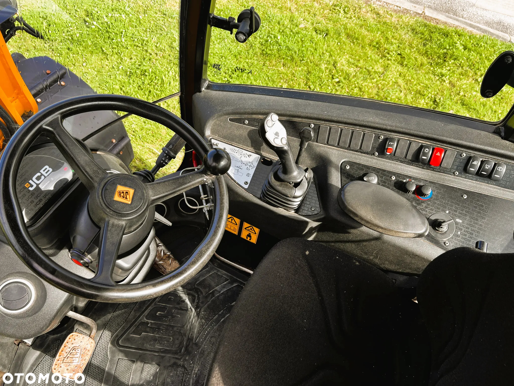 JCB 406 T4 - 9