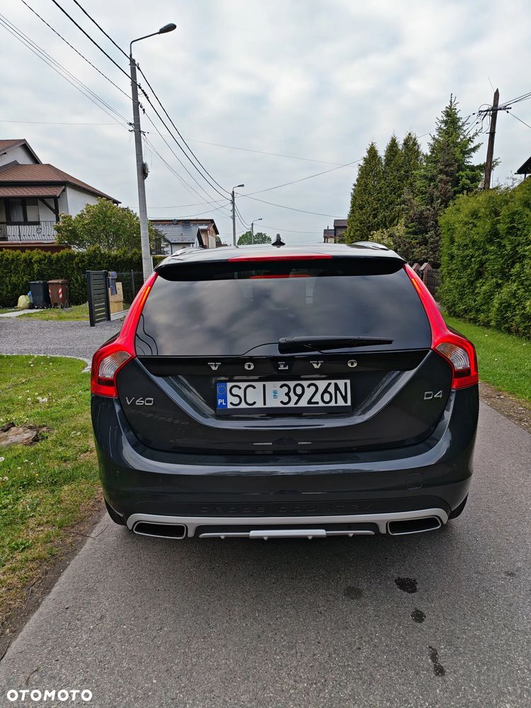 Volvo V60 Cross Country D4 Geartronic Summum - 8