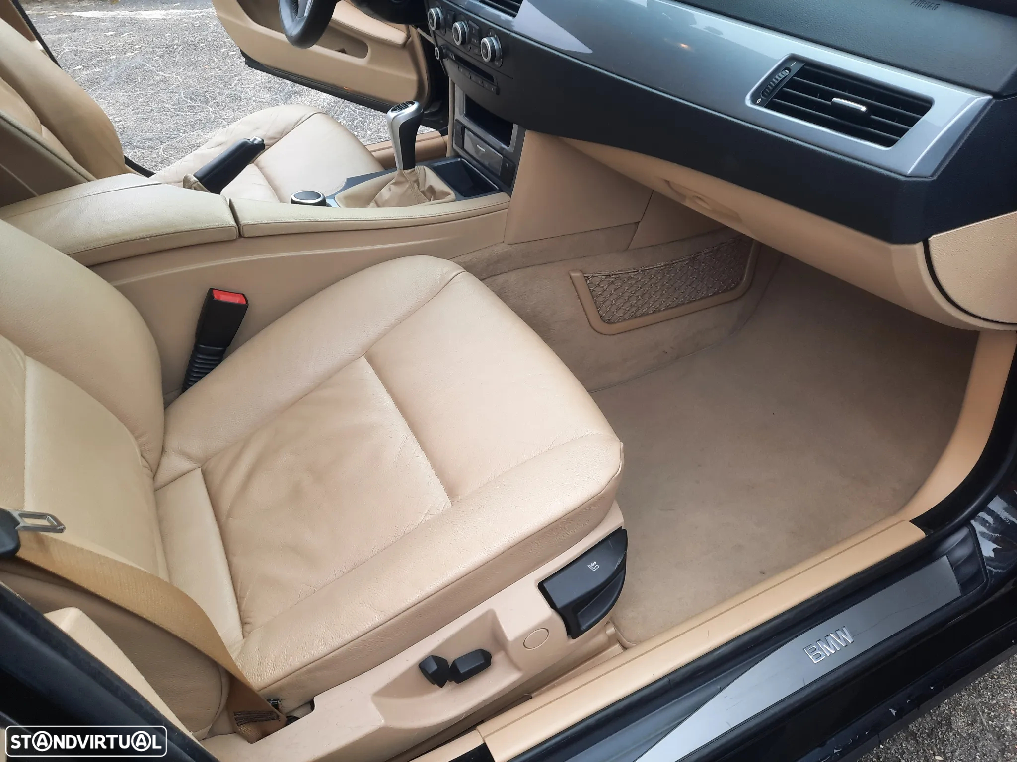 BMW 520 d Touring Executive - 24
