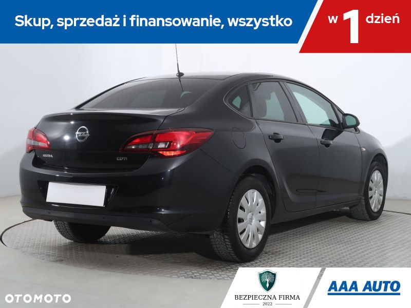 Opel Astra - 6