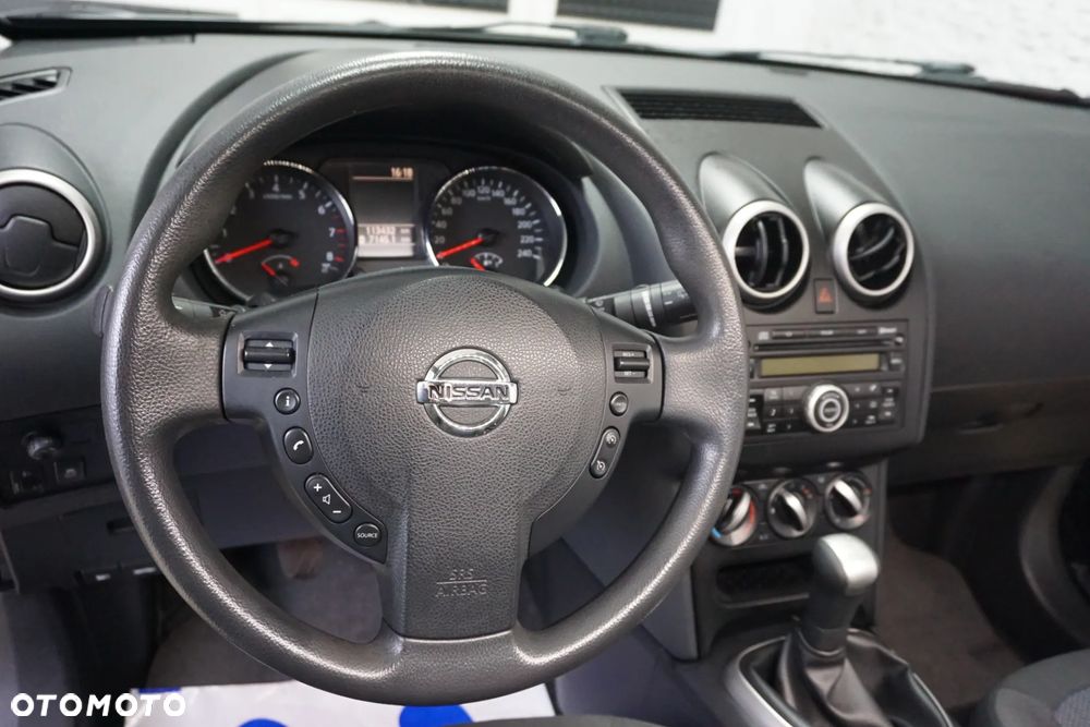 Nissan Qashqai 1.6 I-Way - 19