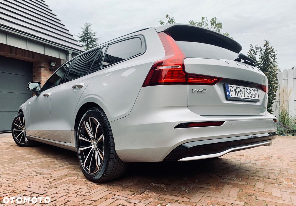Volvo V60 T6 AWD Recharge Plus Dark - 20