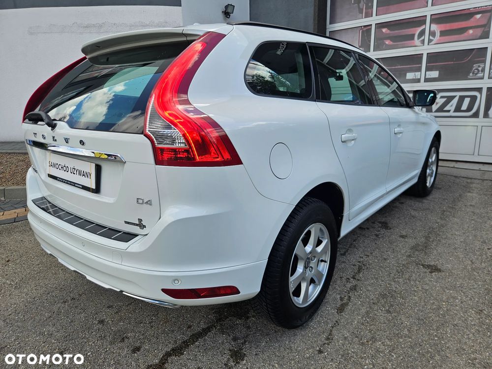 Volvo XC 60 D4 Drive-E Momentum - 10