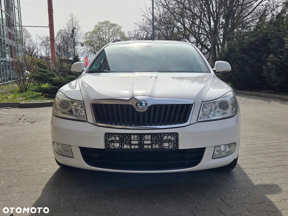 Skoda Octavia 2.0 TDI DPF Sport Edition - 4