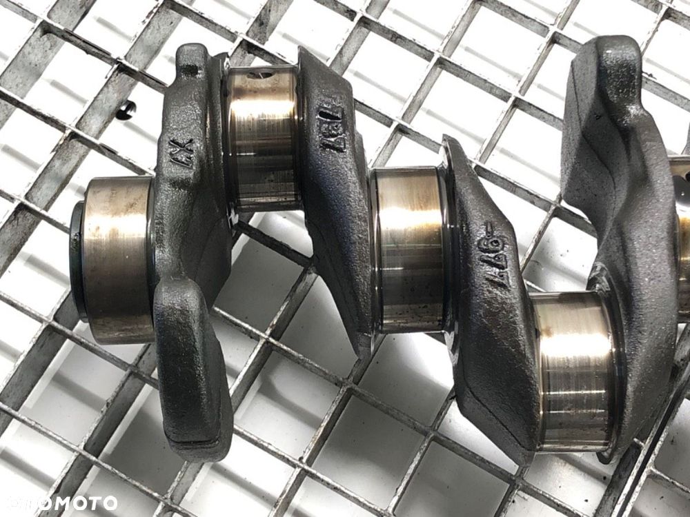 WAŁ KORBOWY - 1850.00 PLN - BMW 5 Touring (E61) 2004 - 2010 520 d 130 kW [177 KM] olej napędowy - 4