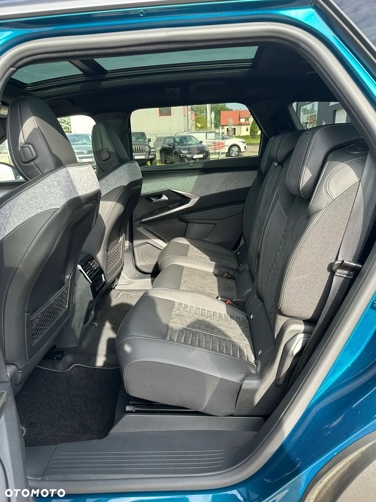 Peugeot 5008 1.2 PureTech mHEV GT Exclusive S&S e-DCS6 - 13
