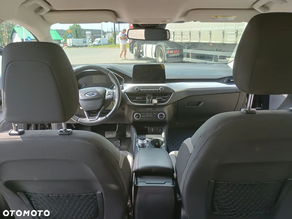 Ford Focus 1.0 EcoBoost Titanium - 19