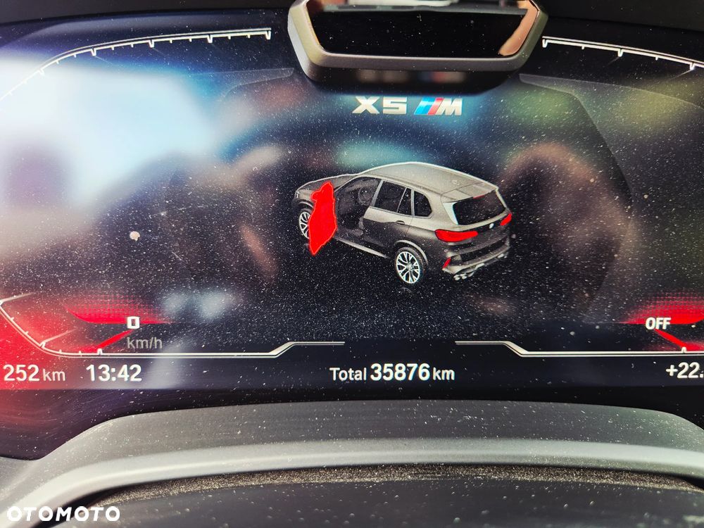 BMW X5 M Competition - 12