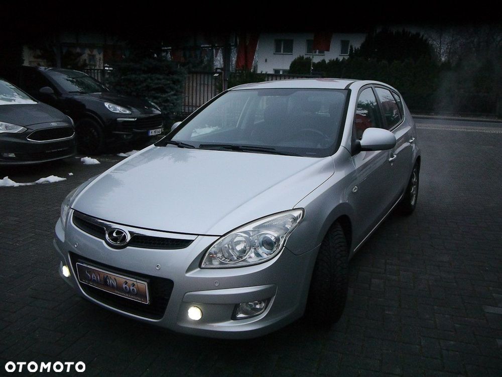 Hyundai i30 1.6 CRDi Comfort EU5 - 8