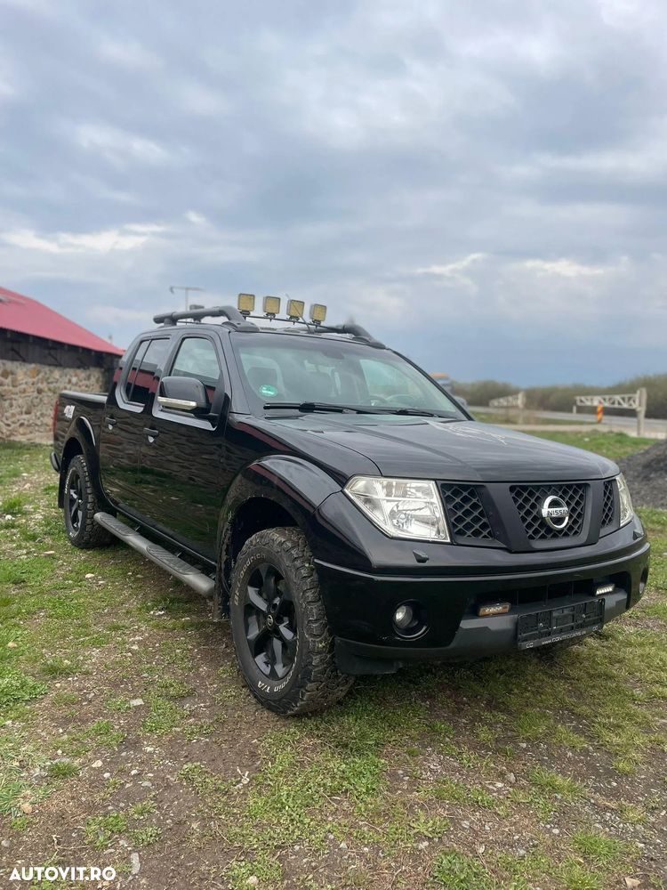 Nissan Navara 2.5 dCi Double Cab Platinum Aut. - 2