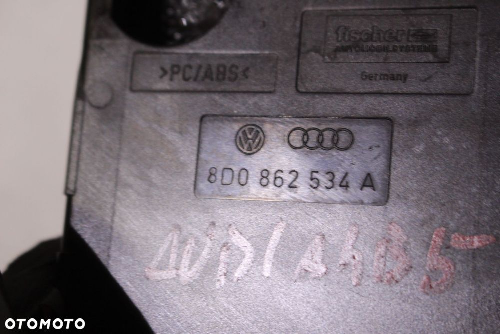 UCHWYT NA KUBEK AUDI A4 B5 1.9TDI - 3