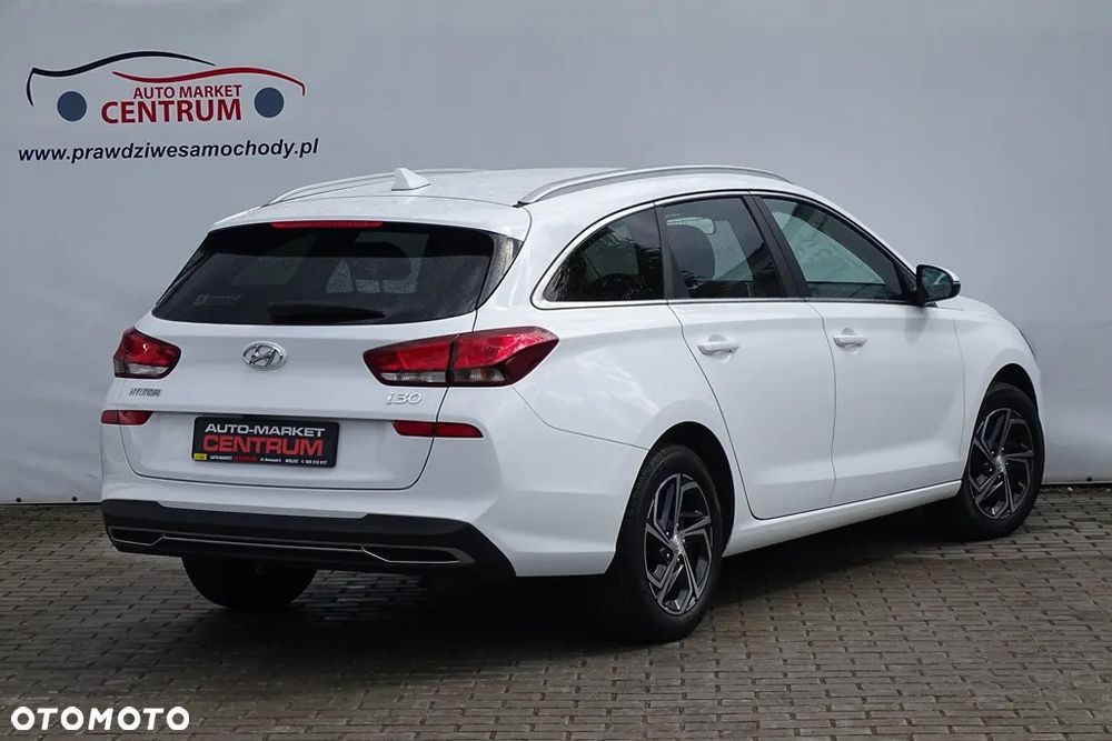 Hyundai i30 1.5 DPI Comfort - 32