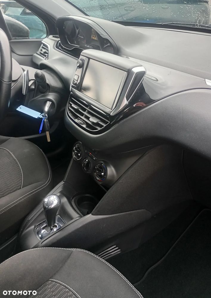 Peugeot 208 1.2 PureTech Active ETG5 - 7
