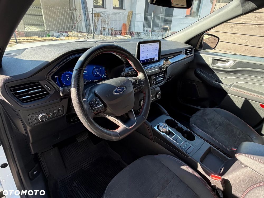 Ford Kuga 2.5 Duratec FHEV 4x4 ST-LINE X - 13