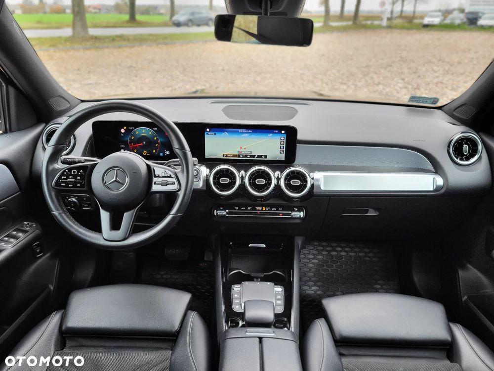 Mercedes-Benz GLB 200 Style 7G-DCT - 11