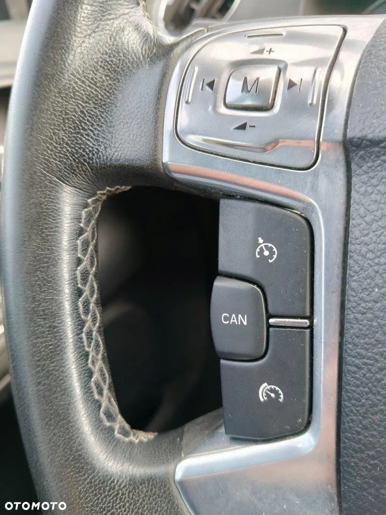 Ford S-Max 2.0 TDCi DPF Titanium - 25