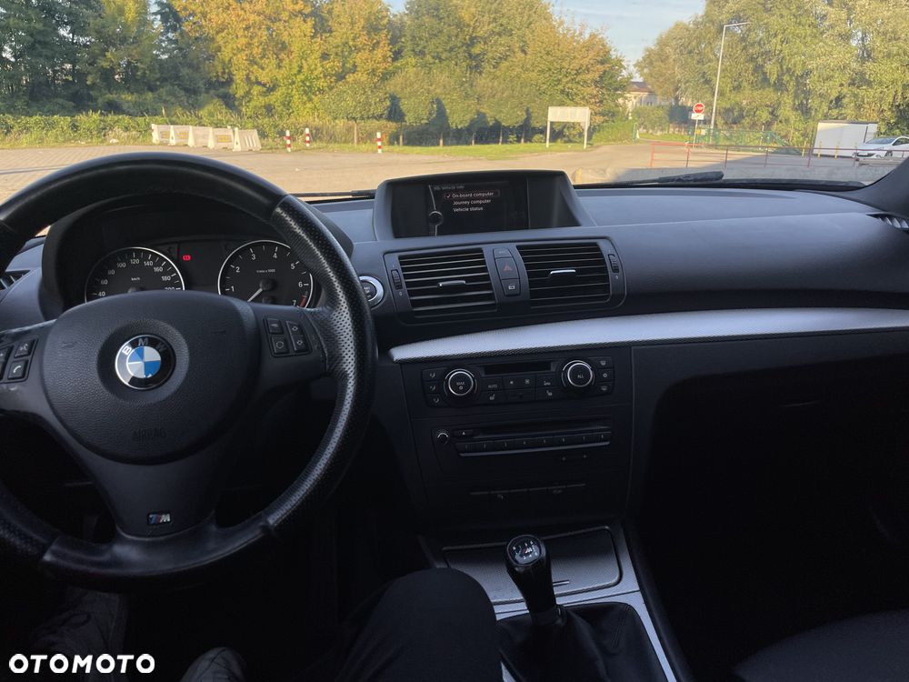 BMW Seria 1 116i - 13