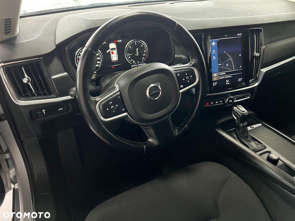 Volvo V90 - 11