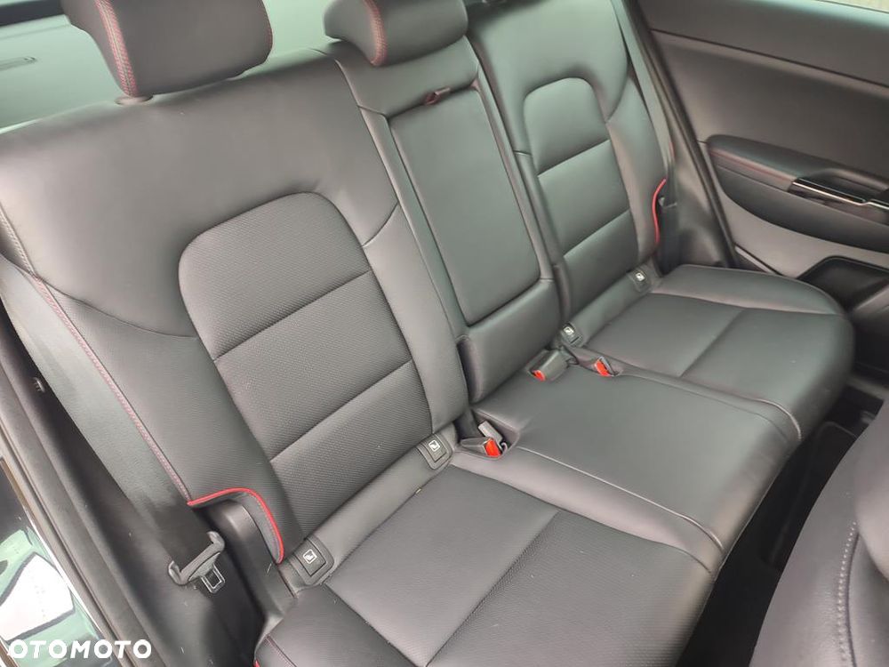 Kia Sportage 1.6 T-GDI Black Edition 4WD DCT - 11