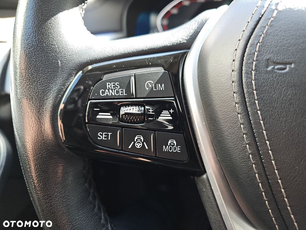 BMW Seria 5 - 12