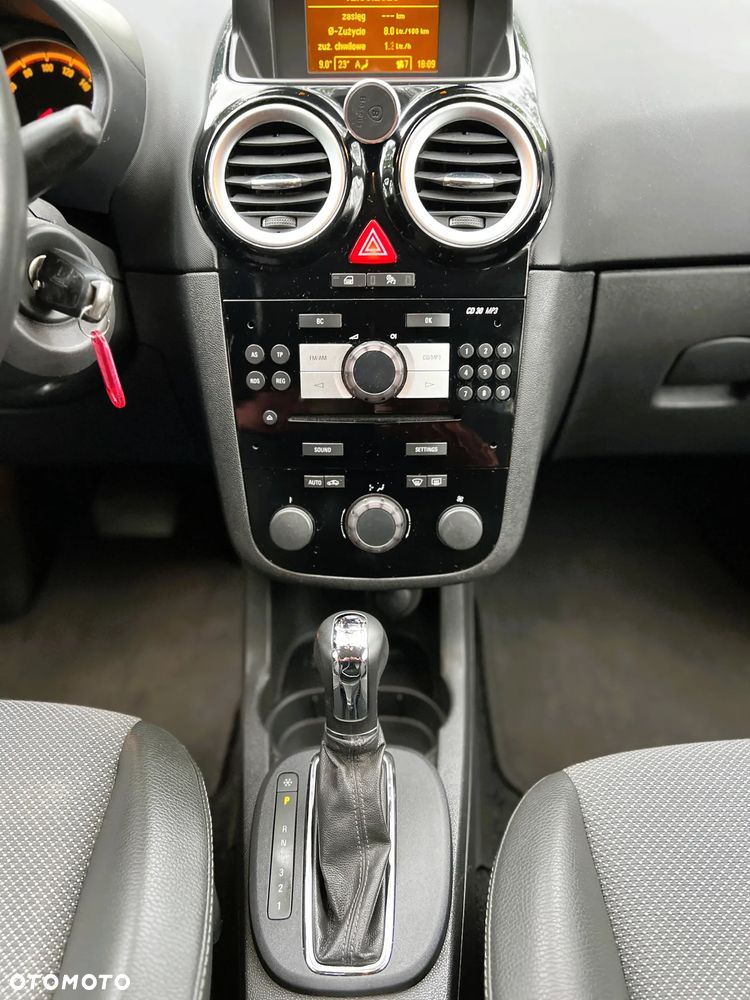 Opel Corsa - 20