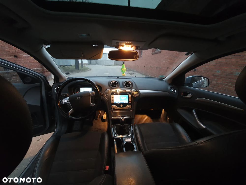 Ford Mondeo 2.0 TDCi Titanium X - 14