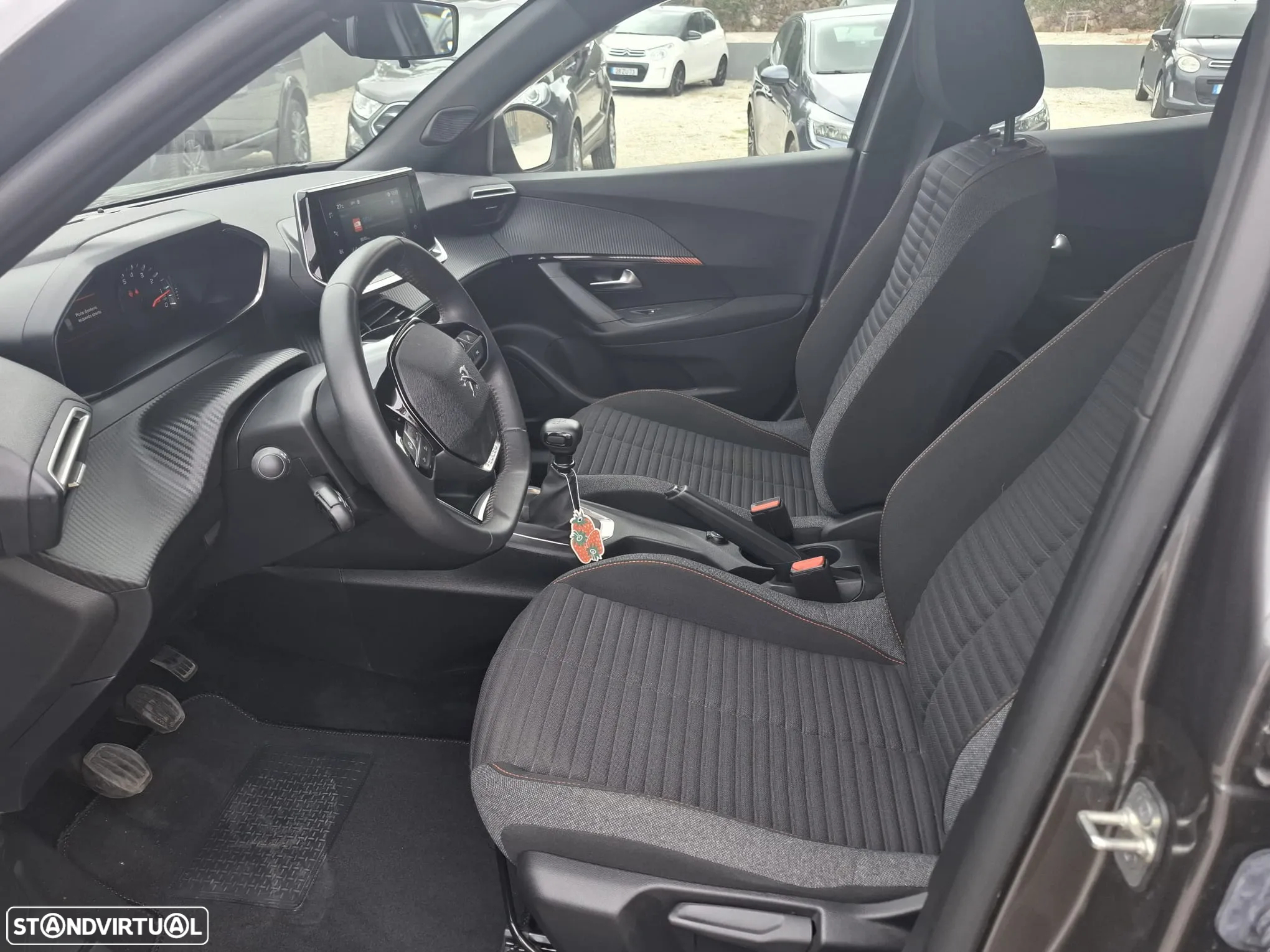 Peugeot 2008 1.2 PureTech Allure Pack - 12