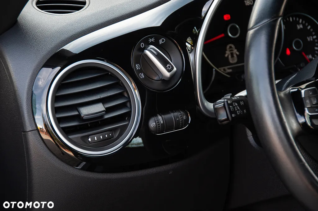 Volkswagen Beetle 1.6 TDI Design - 24