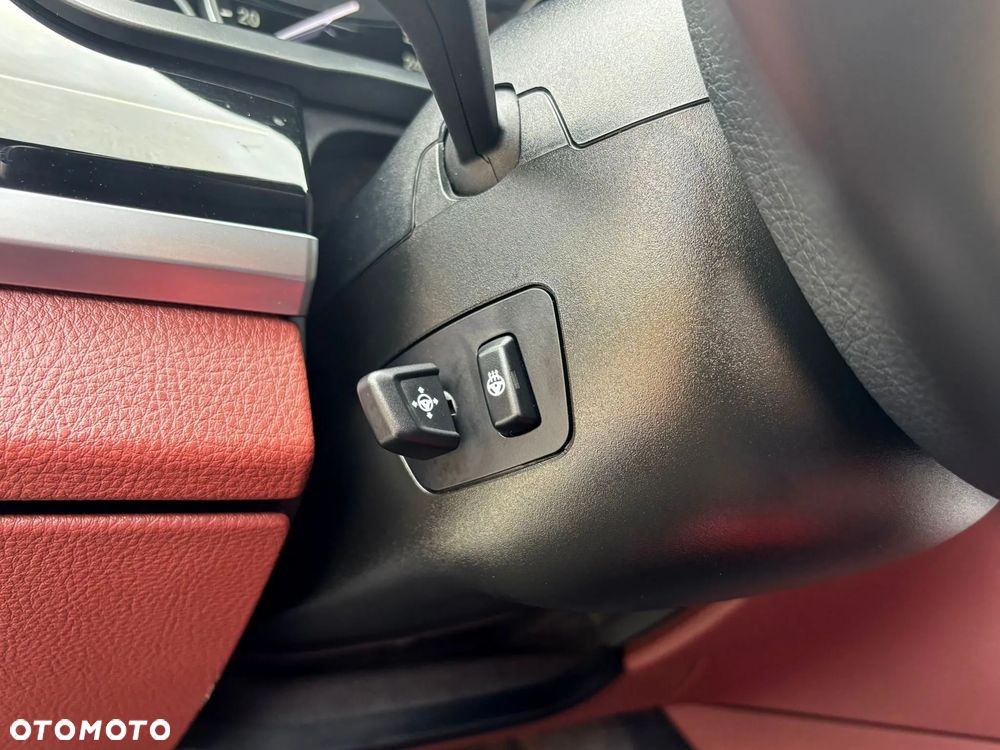 BMW Seria 7 750i L xDrive - 11