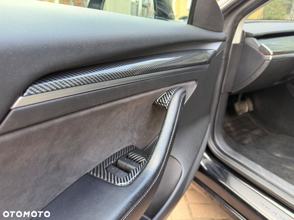 Tesla Model 3 Standard Reichweite Plus Hinterradantrieb - 19