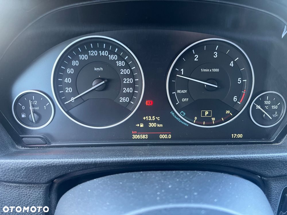 BMW Seria 3 320d Luxury Line - 18