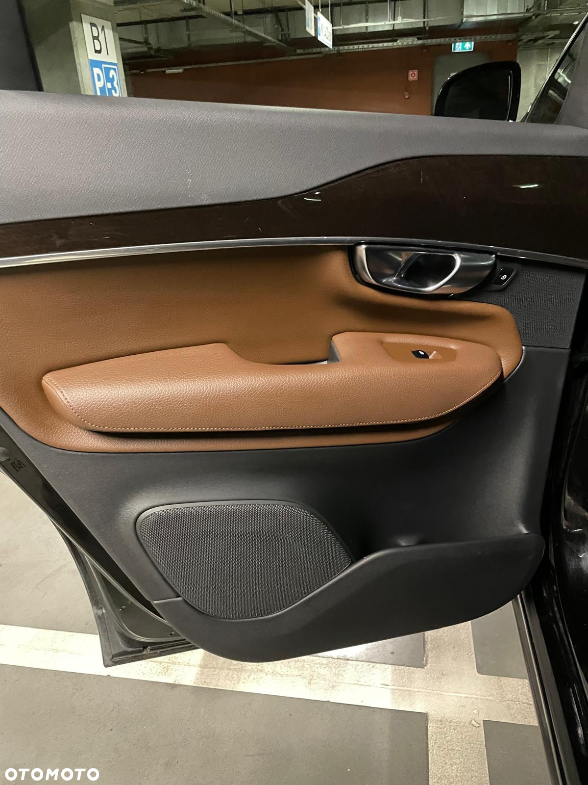 Volvo XC 90 T6 AWD Momentum 7os - 13
