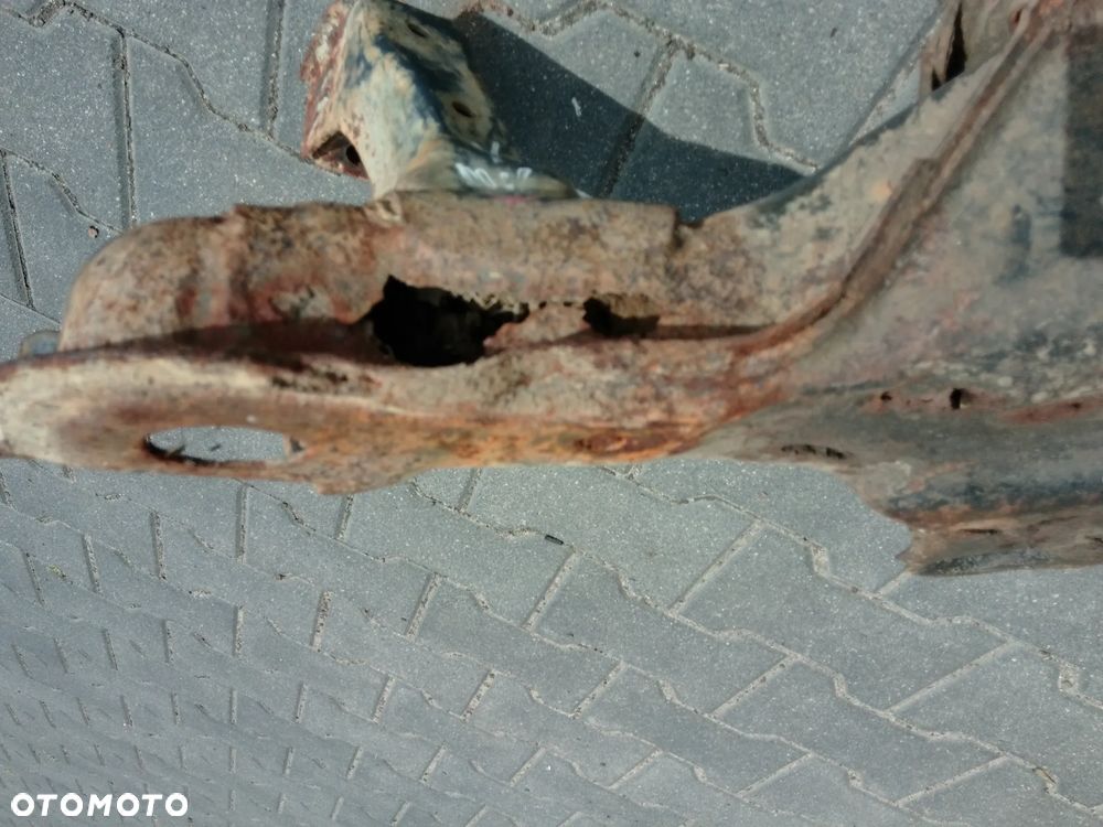 FORD MAVERICK MAZDA TRIBUTE SANKI TRAWERS LOZE ZAWIESZENIE WAHACZ TANIO DO NAPRAWY ROWNIEZ INNE CZESCI - 9