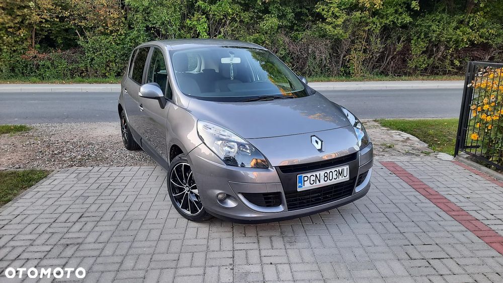 Renault Scenic 1.6 16V TomTom Edition - 2