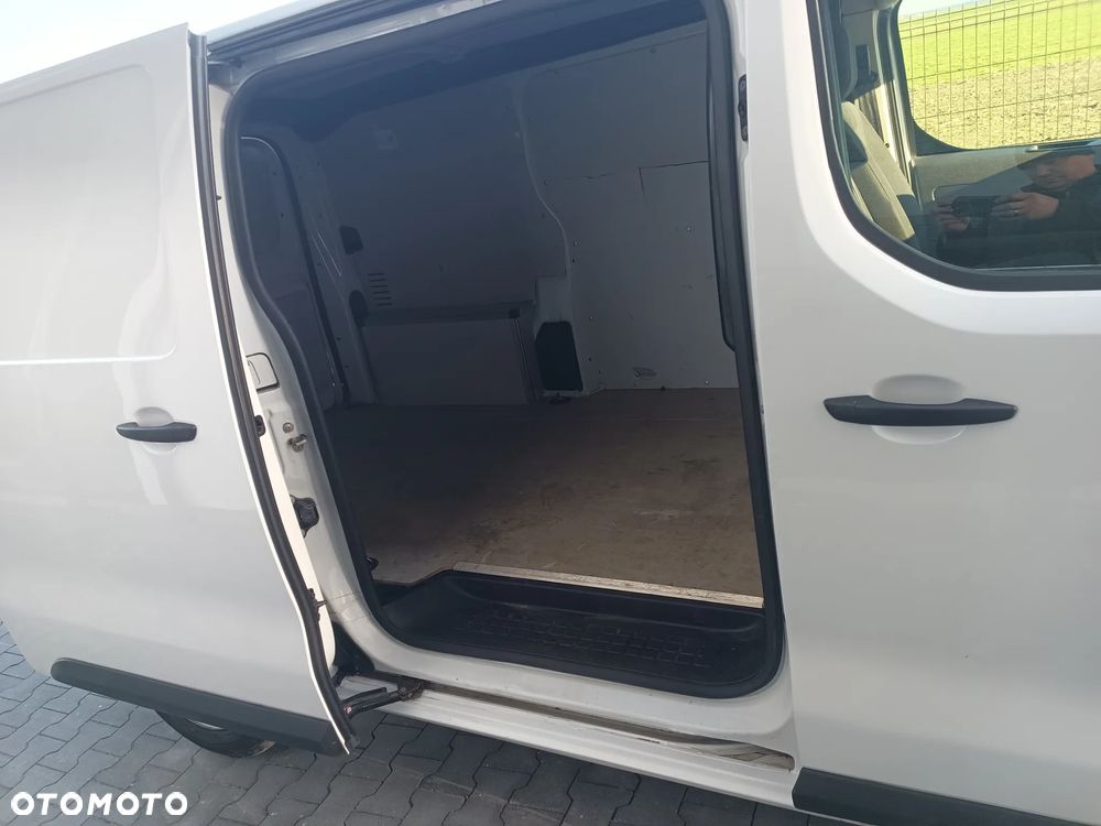 Opel Vivaro - 9
