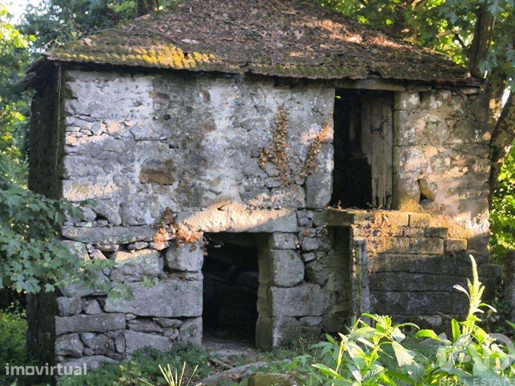 Casa de Campo em Airães de 223 m2 - Grande imagem: 2/27