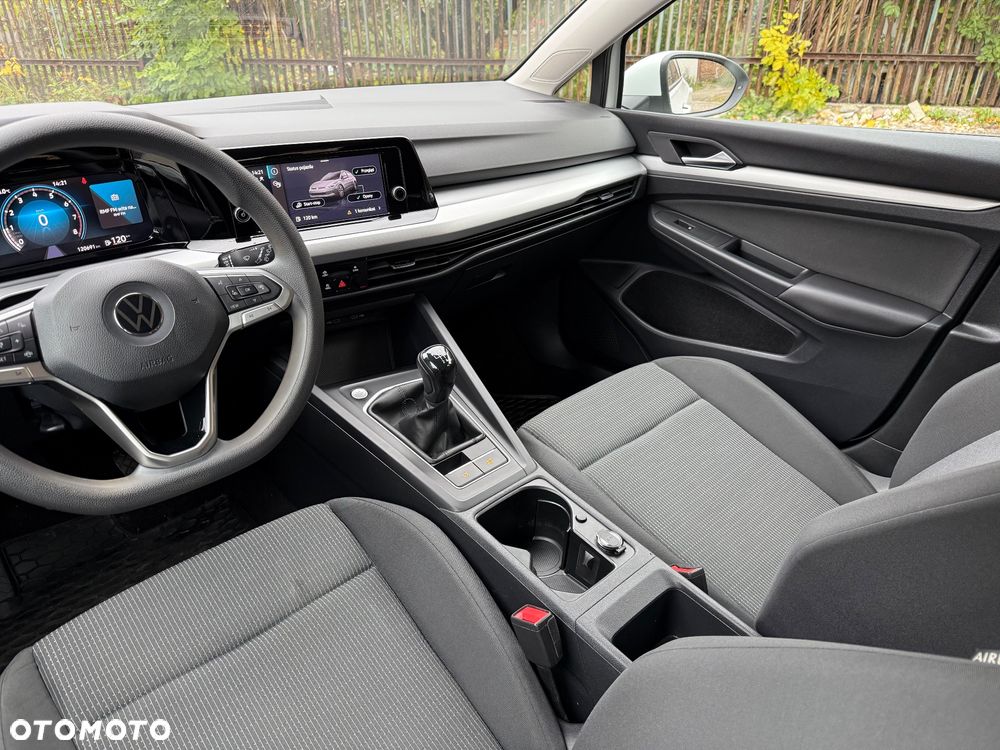 Volkswagen Golf VIII 1.0 TSI - 33