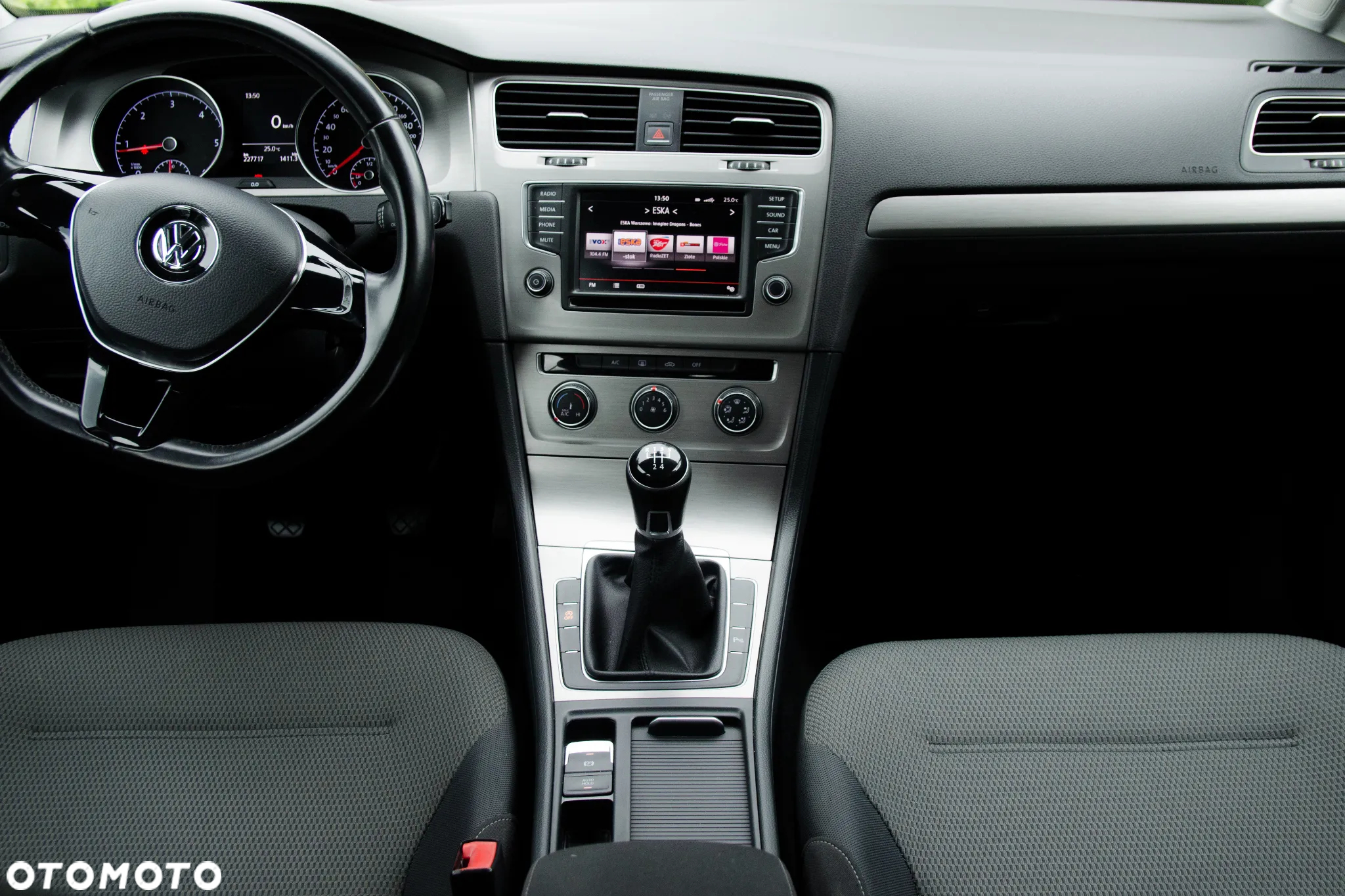 Volkswagen Golf VII 1.6 TDI BMT Comfortline - 17