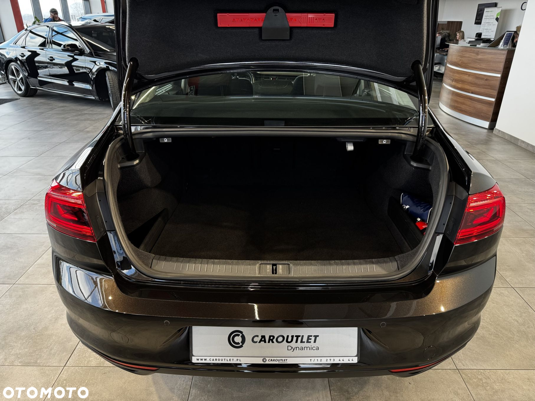 Volkswagen Passat - 15