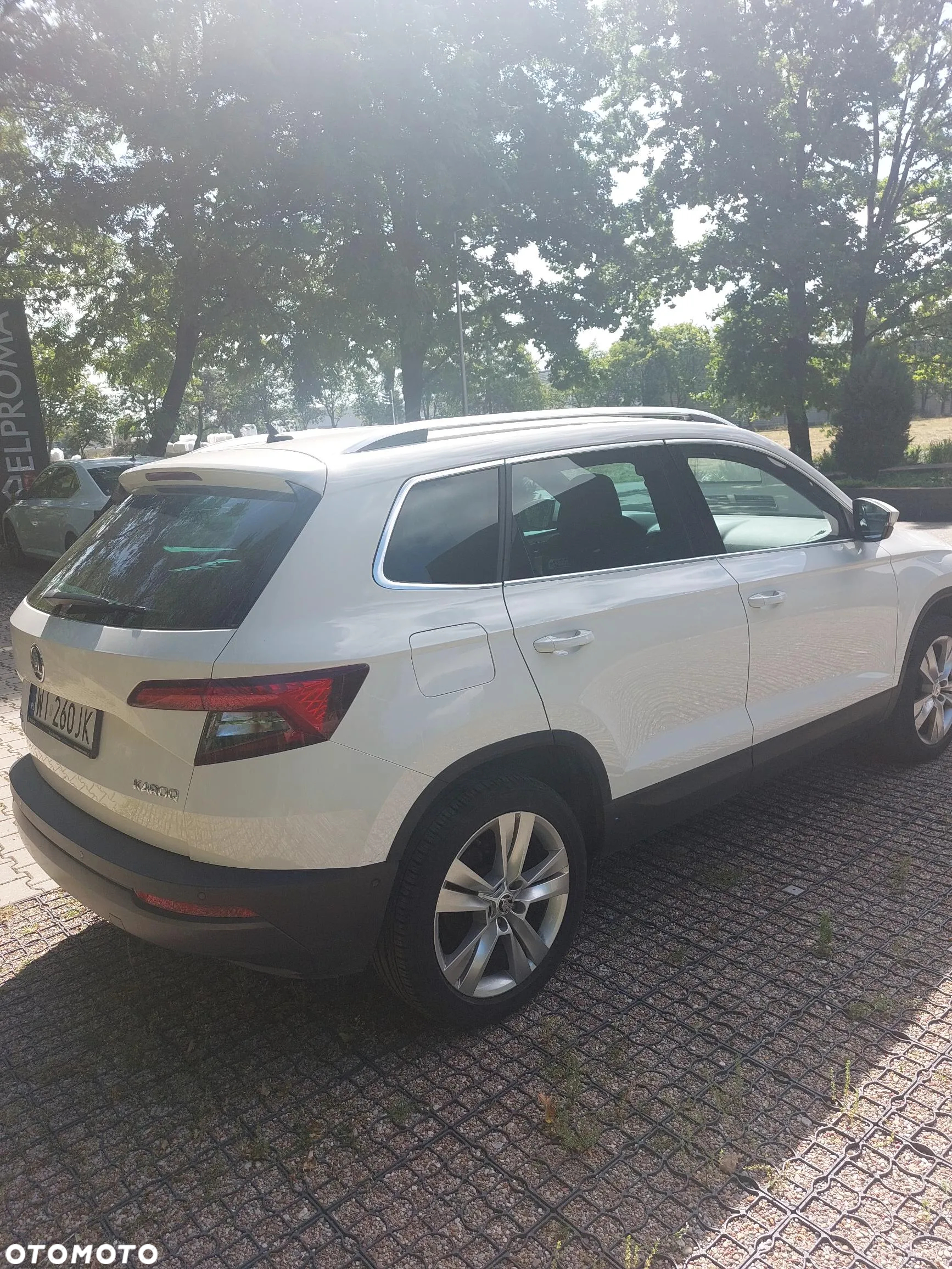 Skoda Karoq 1.5 TSI ACT 4x2 Style DSG - 4