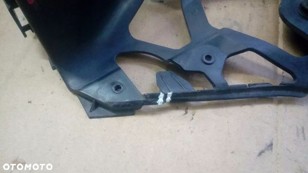 ŚLIZG LEWY PRAWY MONDEO MK47S71-N17E851-A - 2