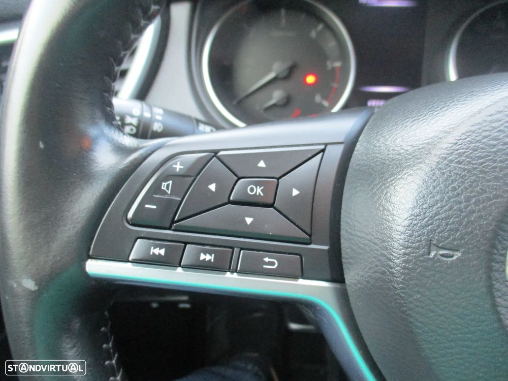 Nissan Qashqai 1.5 dCi Business Edition - 14