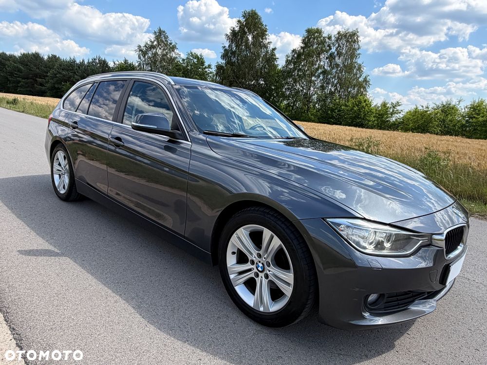 BMW Seria 3 320d Luxury Line - 22