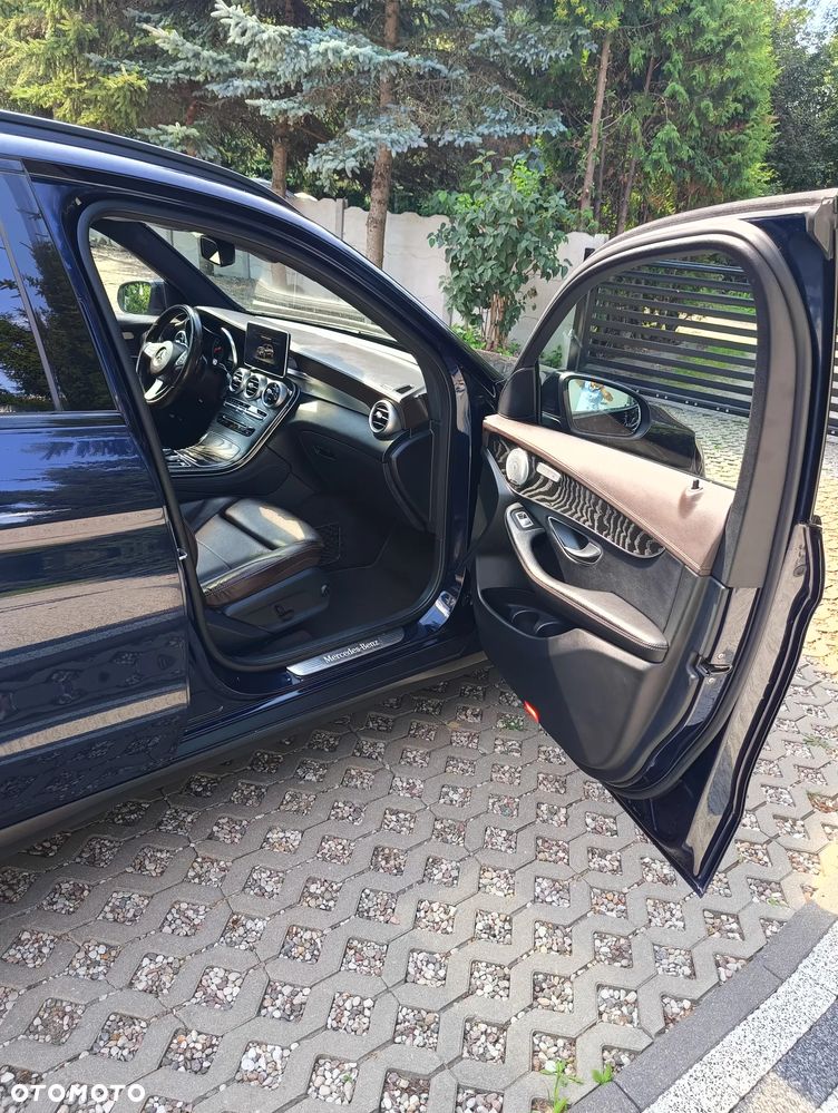 Mercedes-Benz GLC - 22
