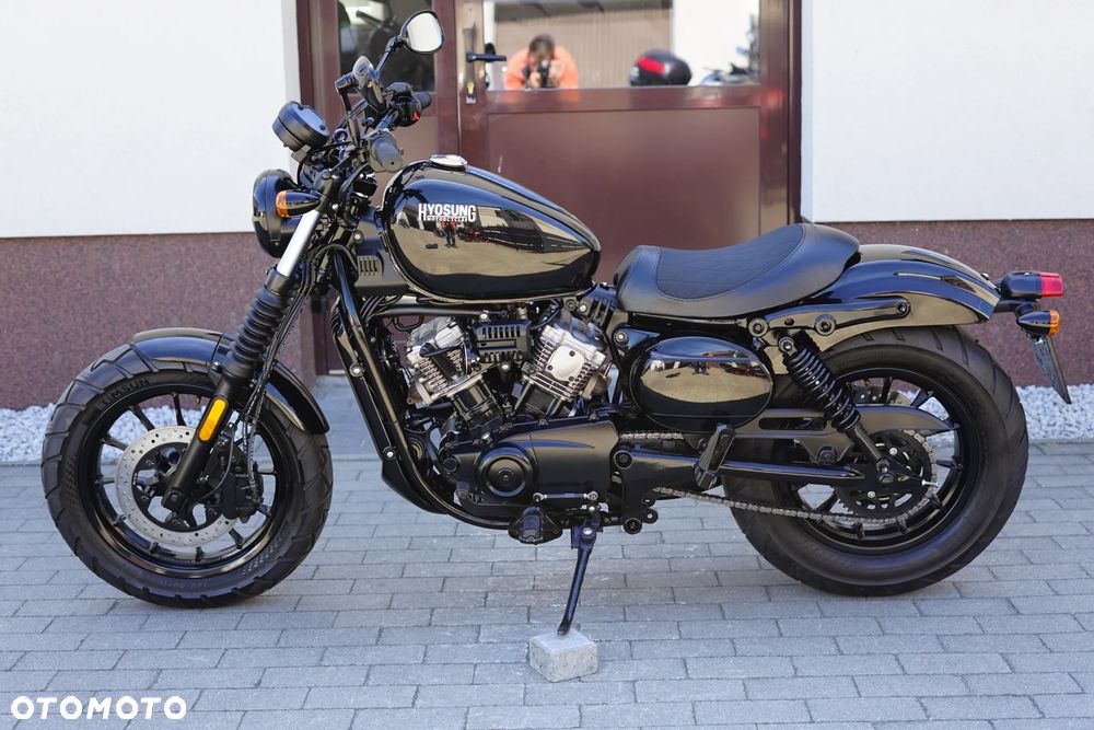 Hyosung GV - 21