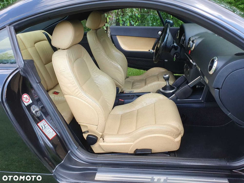 Audi TT Coupé - 4