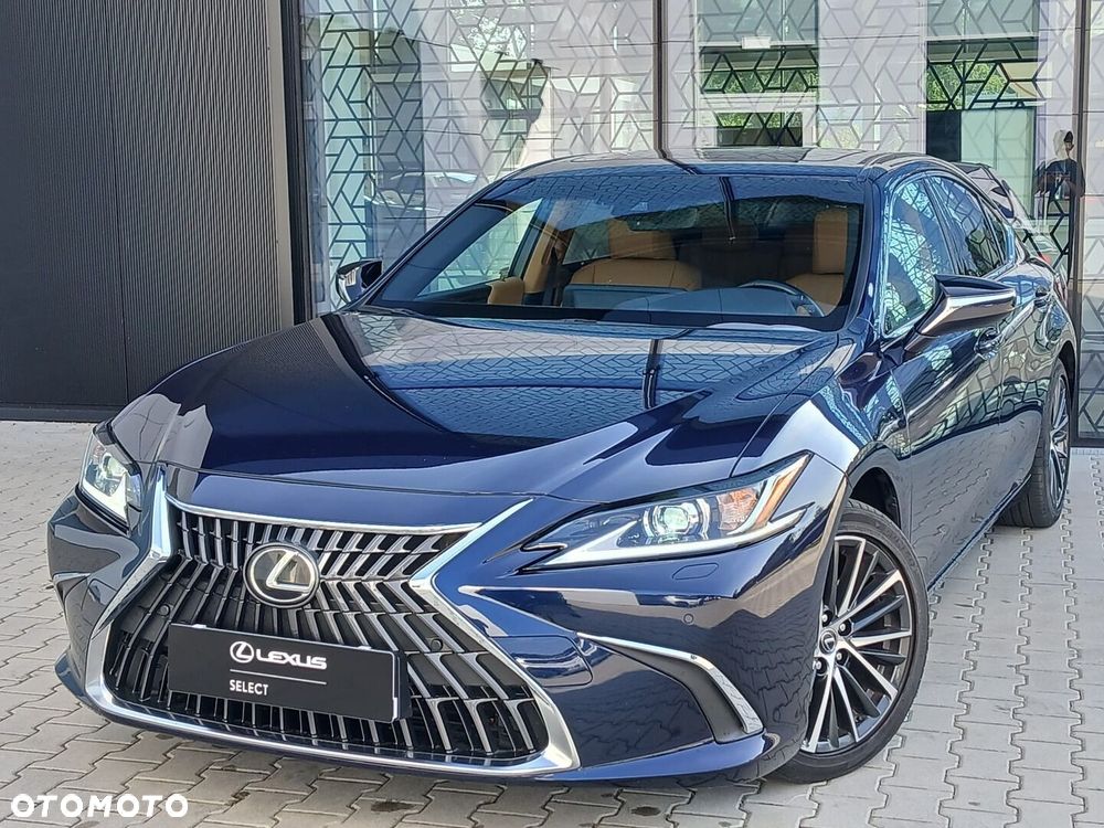 Lexus ES - 11