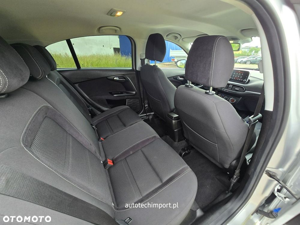 Fiat Tipo 1.4 16v Easy - 30